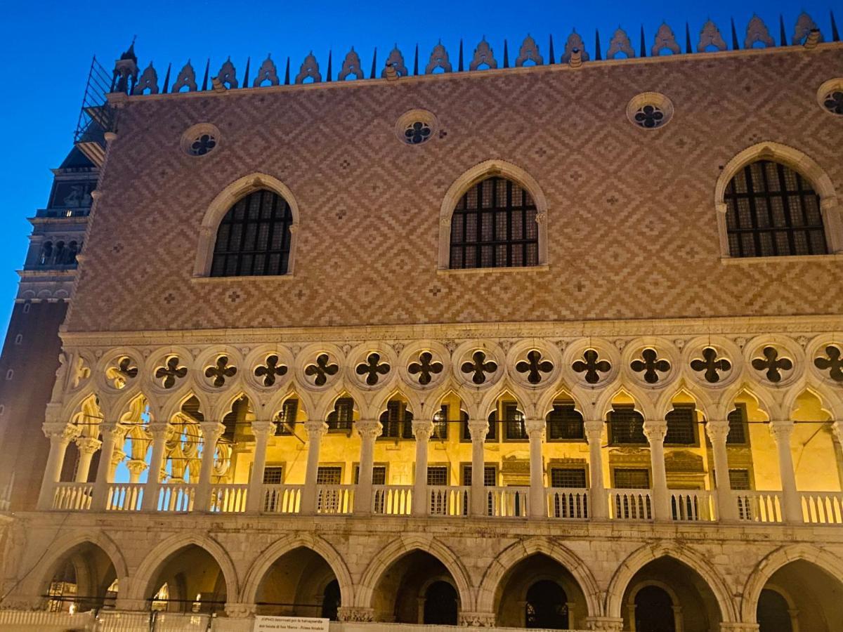 Multiproprieta Venezia Lägenhet Exteriör bild