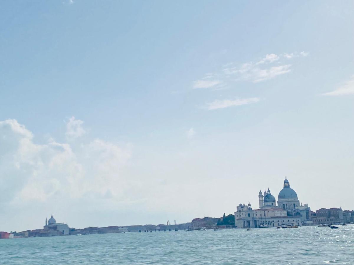 Multiproprieta Venezia Lägenhet Exteriör bild